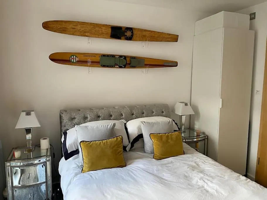 Sea View - 2 Bedroom - West Pier - Brighton Beach 아파트