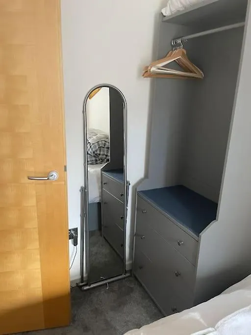 Sea View - 2 Bedroom - West Pier - Brighton Beach 0*,