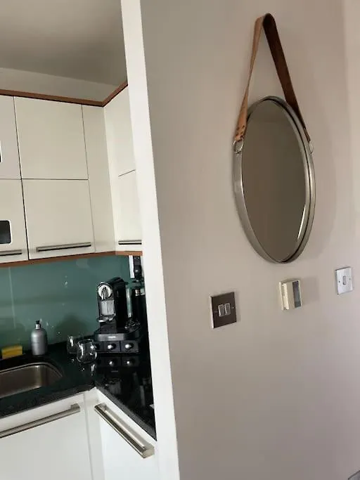Sea View - 2 Bedroom - West Pier - Brighton Beach 영국